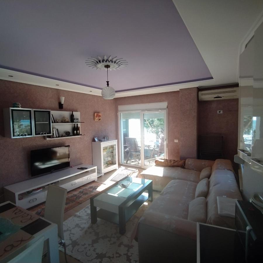Mia'S Sea View Apartment Golem  Exterior foto